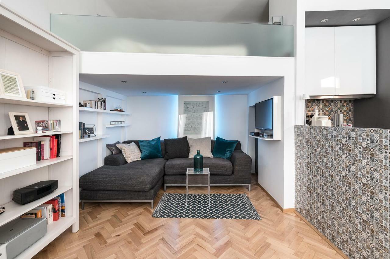 Elegant Apartment Boedapest Buitenkant foto