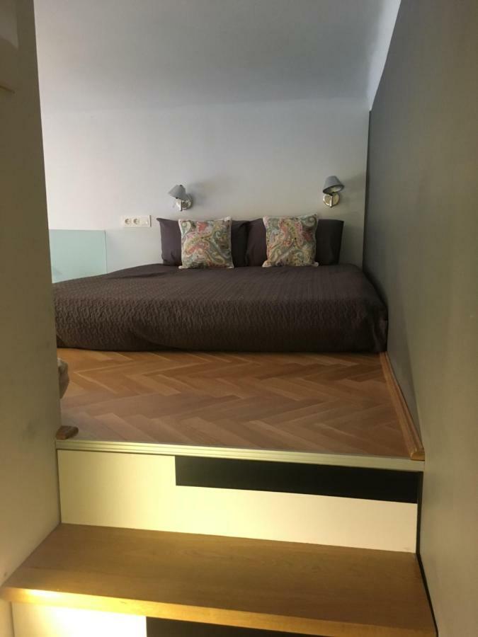 Elegant Apartment Boedapest Buitenkant foto